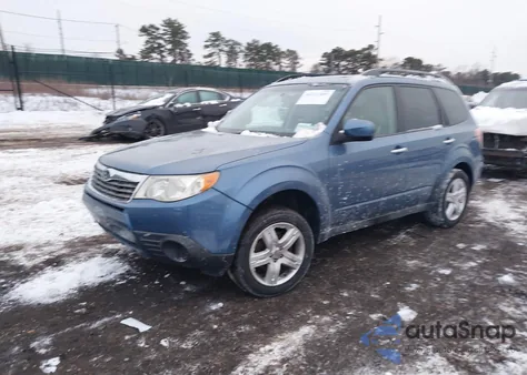 2010 Subaru Forester 2.5X Premium из США, поврежденный, VIN JF2SH6CC3AH790019